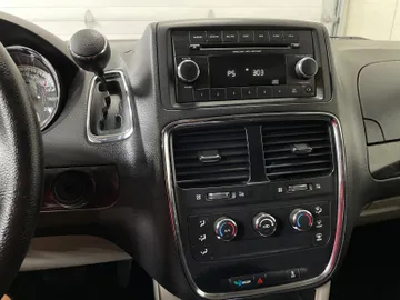 2019 Dodge Grand Caravan - image 16