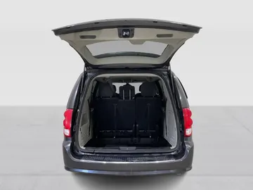 2019 Dodge Grand Caravan - image 12