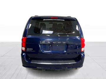 2017 Dodge Grand Caravan - image 10