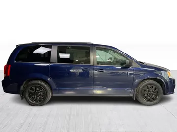 2017 Dodge Grand Caravan - image 9