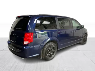 2017 Dodge Grand Caravan - image 8
