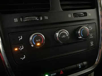2017 Dodge Grand Caravan - image 18