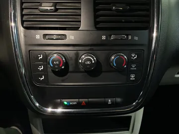 2019 Dodge Grand Caravan - image 19