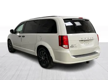 2019 Dodge Grand Caravan - image 10