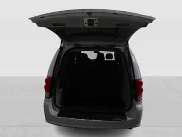 2019 Dodge Grand Caravan - image 12