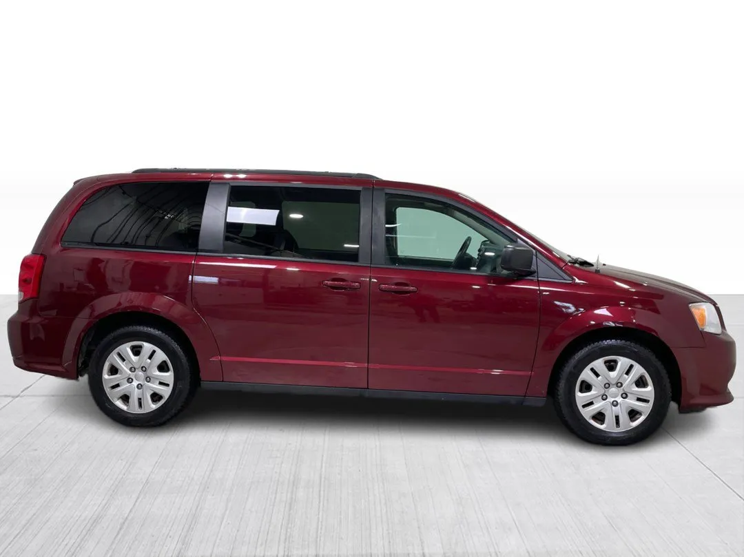 2019 Dodge Grand Caravan — photo 2