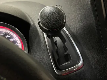 2019 Dodge Grand Caravan - image 23
