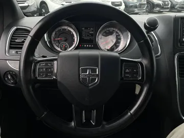 2019 Dodge Grand Caravan - image 16