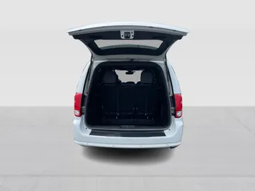 2019 Dodge Grand Caravan - image 12