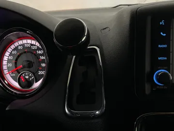 2020 Dodge Grand Caravan - image 24