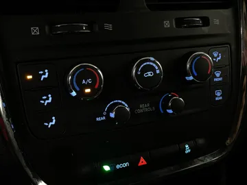 2020 Dodge Grand Caravan - image 20