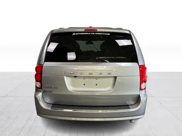 2020 Dodge Grand Caravan - image 11