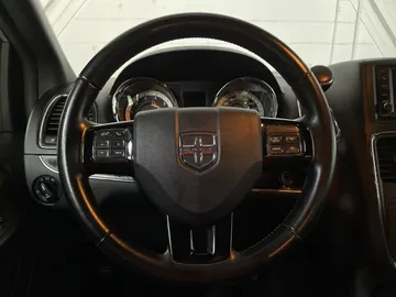 2020 Dodge Grand Caravan - image 16