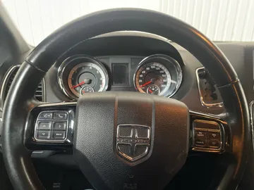 2020 Dodge Grand Caravan - image 16