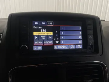 2020 Dodge Grand Caravan - image 25