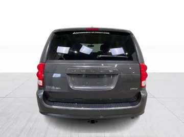 2016 Dodge Grand Caravan - image 11