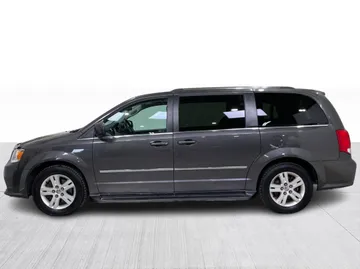 2016 Dodge Grand Caravan - image 9