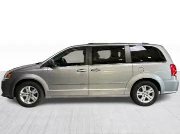 2017 Dodge Grand Caravan - image 9