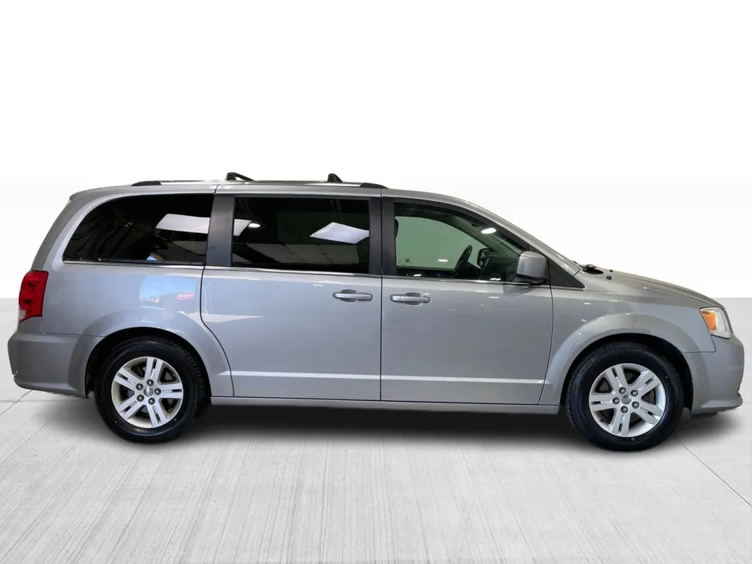 2020 Dodge Grand Caravan — photo 2