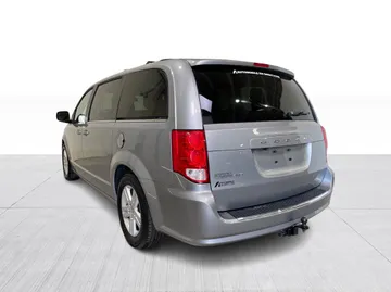 2020 Dodge Grand Caravan - image 10