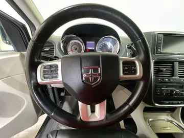 2019 Dodge Grand Caravan - image 21