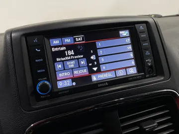 2017 Dodge Grand Caravan - image 26