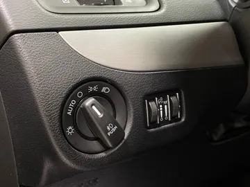 2017 Dodge Grand Caravan - image 27