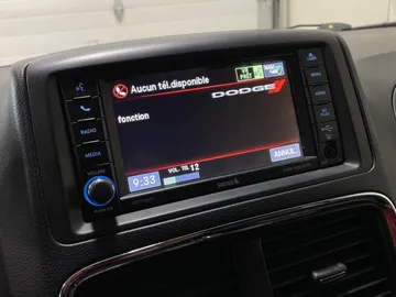 2017 Dodge Grand Caravan - image 24