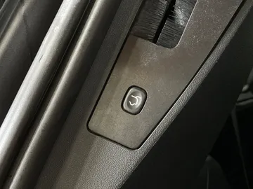 2017 Dodge Grand Caravan - image 31