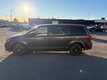 2019 Dodge Grand Caravan - image 6