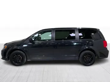 2020 Dodge Grand Caravan - image 9