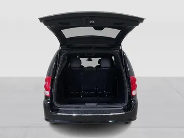 2020 Dodge Grand Caravan - image 12