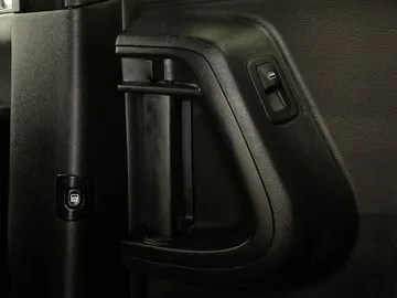 2020 Dodge Grand Caravan - image 29