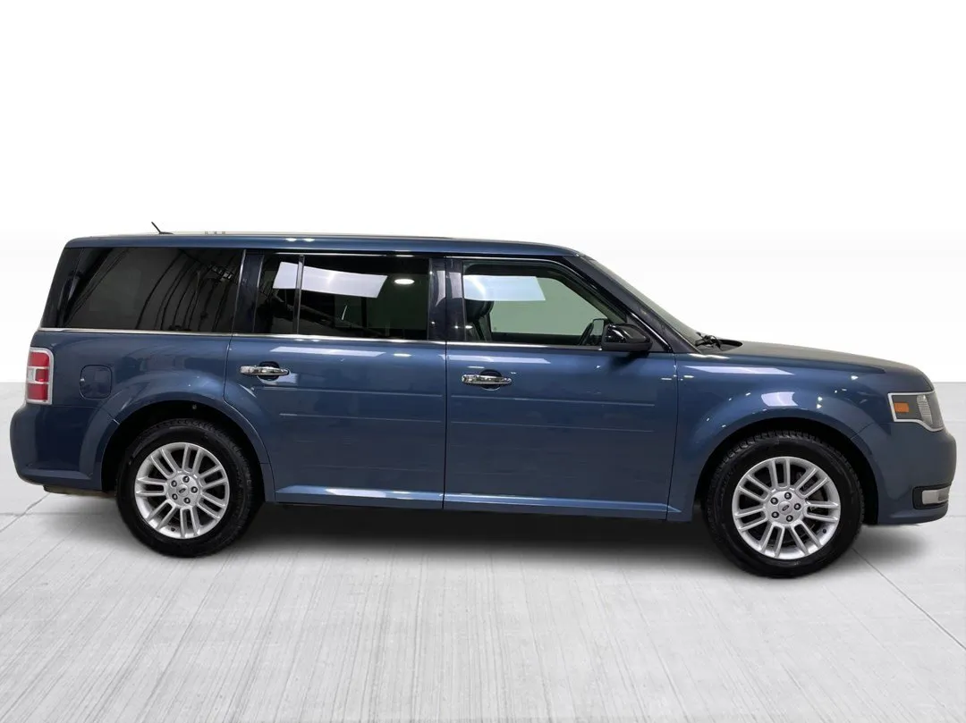 2019 Ford Flex — photo 2