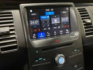 2019 Ford Flex - image 25
