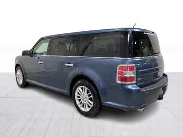 2019 Ford Flex - image 11