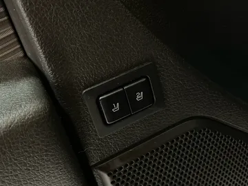 2018 Ford Flex - image 35