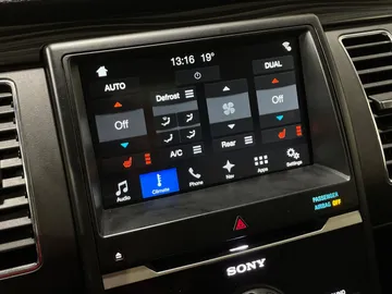2018 Ford Flex - image 26