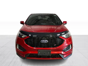 2022 Ford Edge - image 9