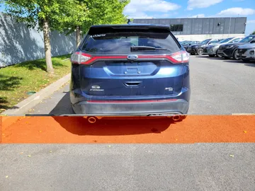 2017 Ford Edge - image 6