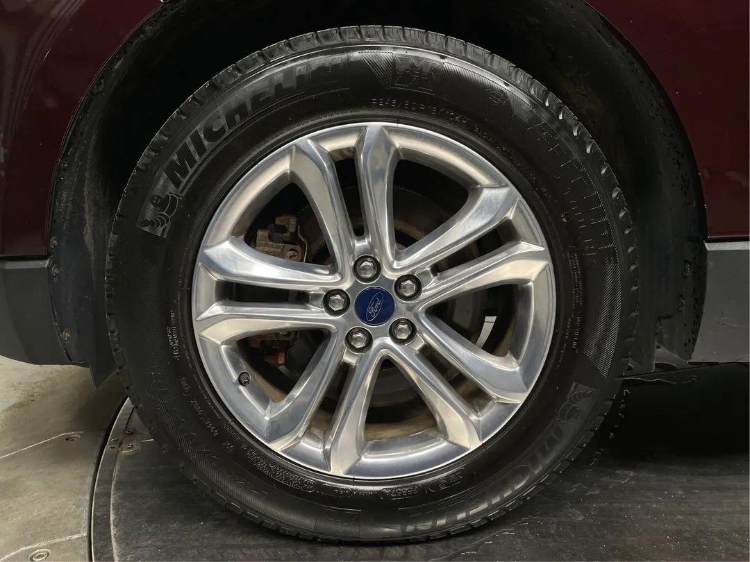 2018 Ford Edge — photo 6