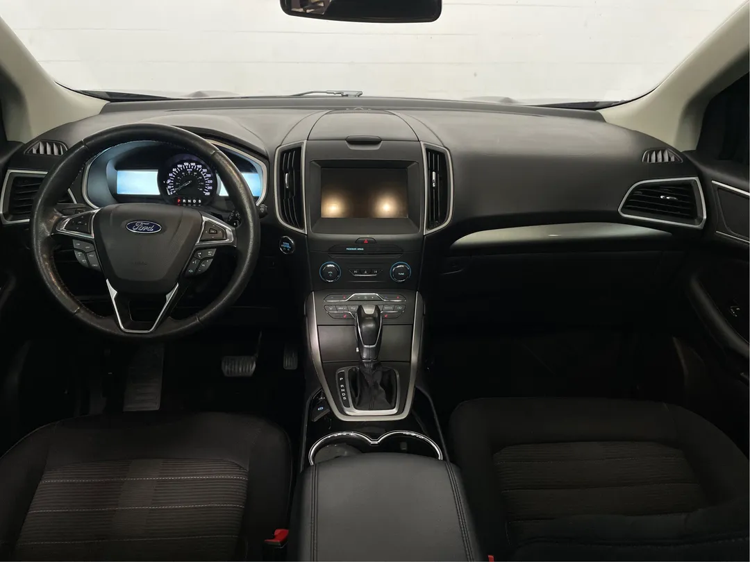 2018 Ford Edge — photo 4