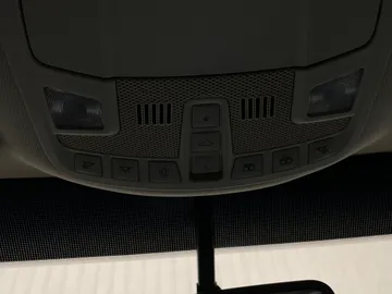2018 Ford Edge - image 20
