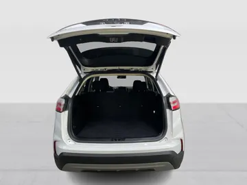 2024 Ford Edge - image 13
