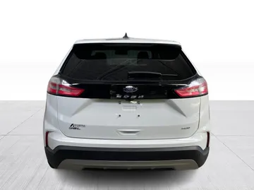 2024 Ford Edge - image 12