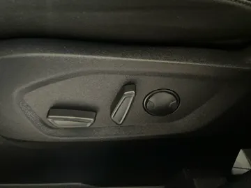 2024 Ford Edge - image 19