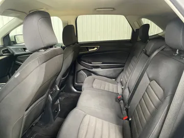 2024 Ford Edge - image 15