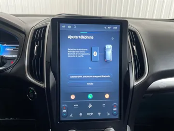 2024 Ford Edge - image 27