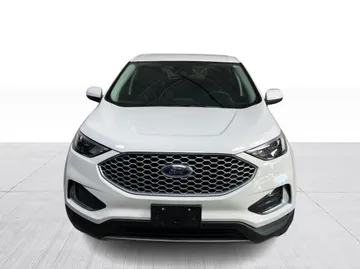 2024 Ford Edge - image 8