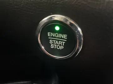 2024 Ford Edge - image 24